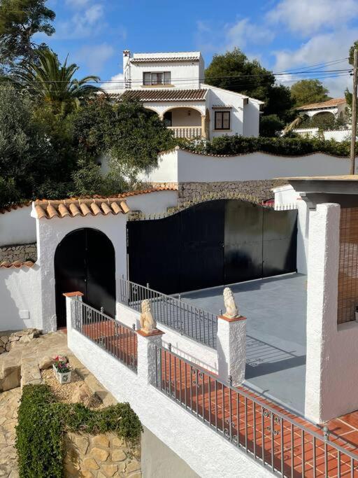 Casa Serenita Charming Villa With Swimming Pool 哈维亚 外观 照片