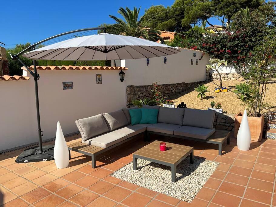 Casa Serenita Charming Villa With Swimming Pool 哈维亚 外观 照片