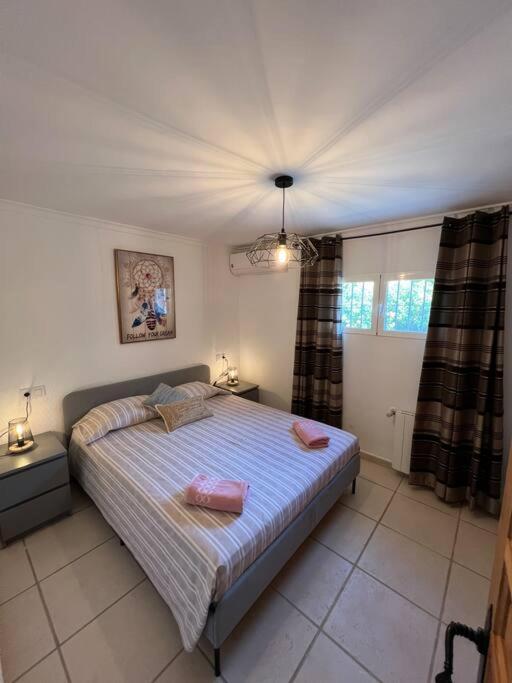Casa Serenita Charming Villa With Swimming Pool 哈维亚 外观 照片
