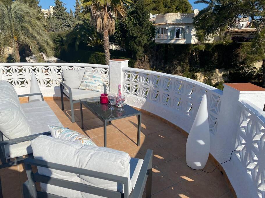 Casa Serenita Charming Villa With Swimming Pool 哈维亚 外观 照片